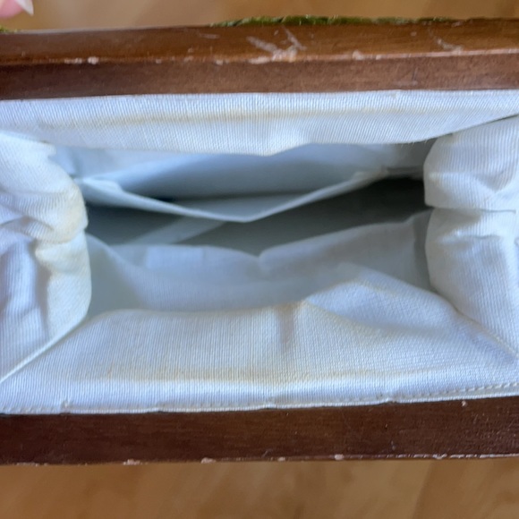 Vintage green plastic woven wooden handle purse - Picture 4 of 5